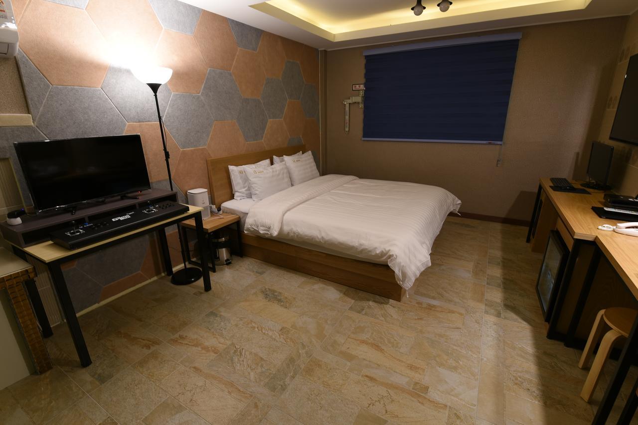 Jecheon Q Motel 外观 照片